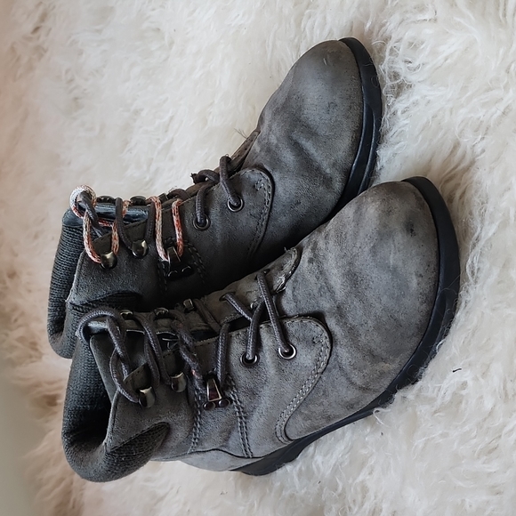 BOSTON Accent Sport Weather Resistant Suede Lace Up Hiking Boots in Gray sz. 6 - Picture 4 of 10